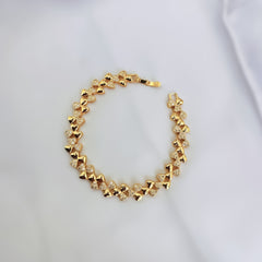 Elegant Gold Heart Bracelet